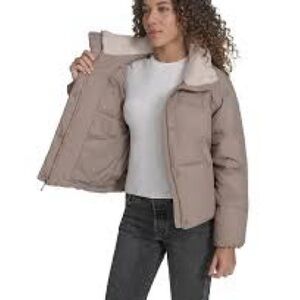 Levi's Women's Western Puffer Jacket with Sherpa Collar XS Taupe